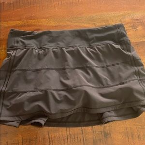 lulu skirt size 8